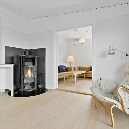 1 Bedroom Nice Home In Olsted 別荘