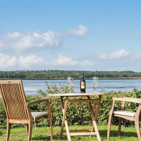 Awesome In With House Sea View Holiday home *